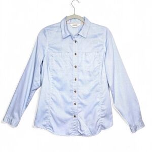 Orvis long sleeve button front shirt. Blue, Size Small.